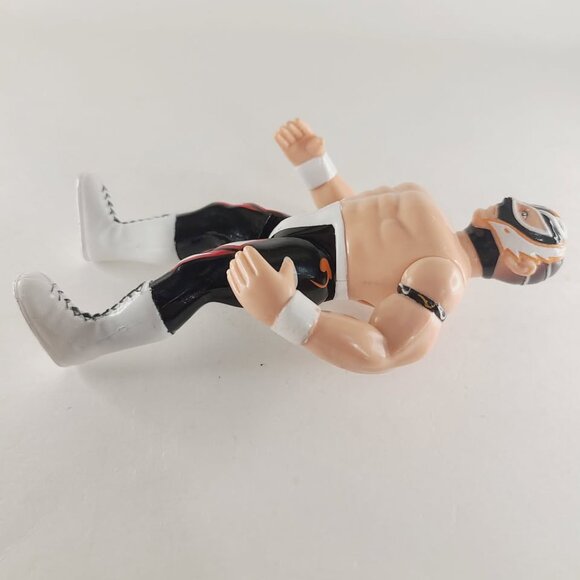 WCW Rey Mysterio Super Kick 1998 Wrestling Action Figure San Francisco Toymakers - Picture 5 of 8